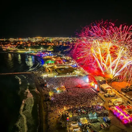 Seabreeze Ultracentral - Neversea Apartmán *