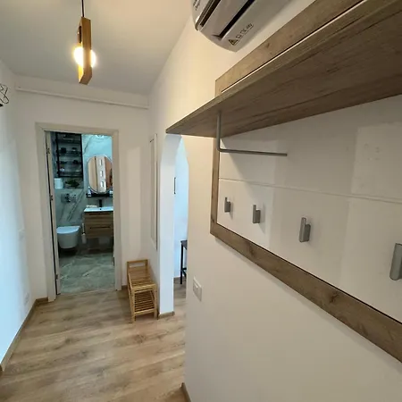 Апартаменты Seabreeze Ultracentral - Neversea Beach *